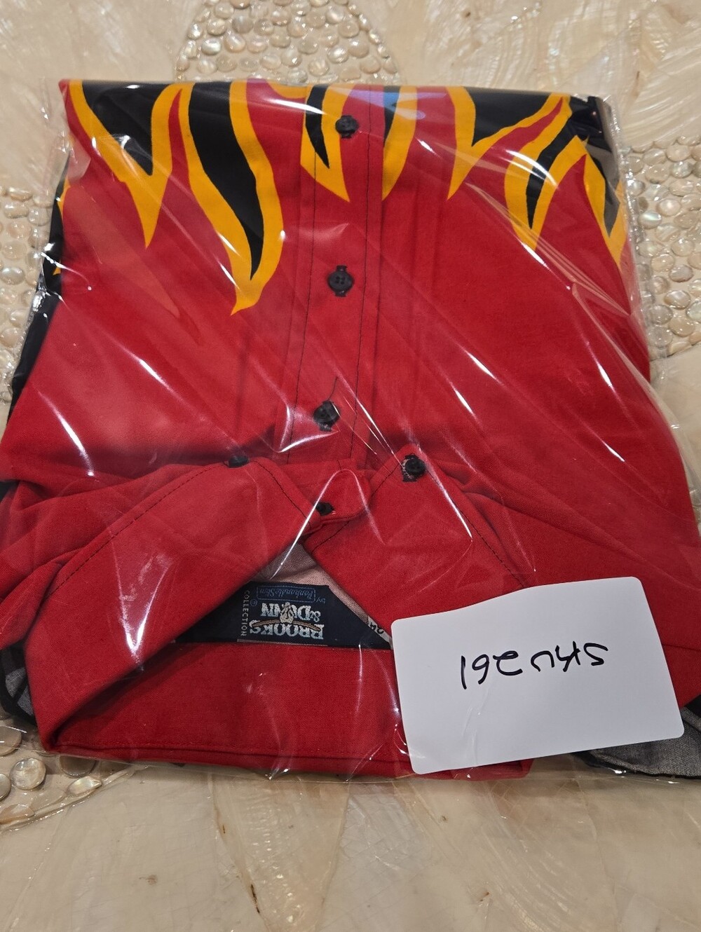 Vintage Brooks & Dunn Shirt Mens Large Red Black Flame Western Cowboy USA 90s - Picture 9 of 9